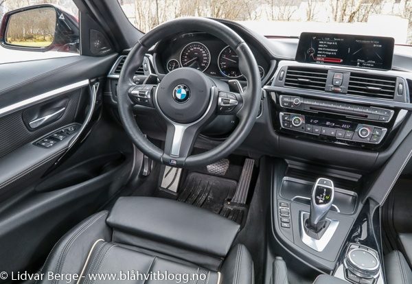 BMW 320d xDrive interiør